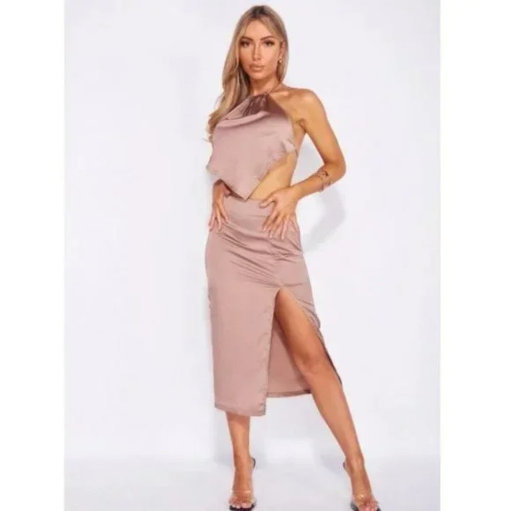 Nude Satin Halter Neck Backless Handkerchief Top and Front Silt Midi Skirt Set - Picture 4 of 17
